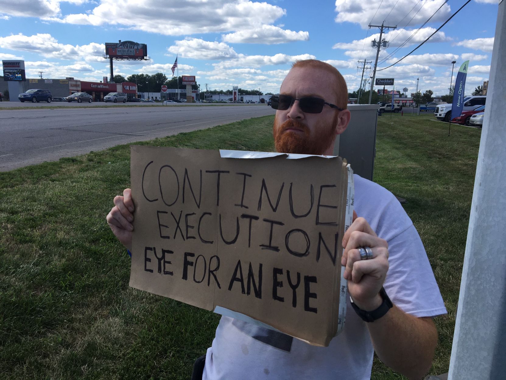 pro-death penalty demonstrator